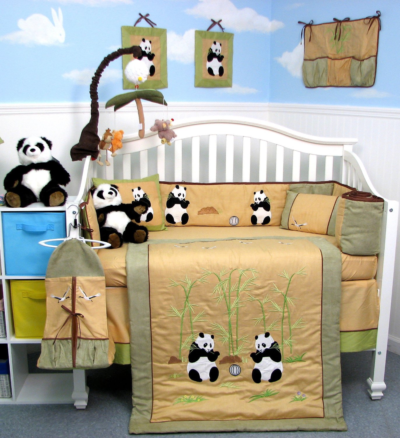Soho Giant Panda Crib Bedding